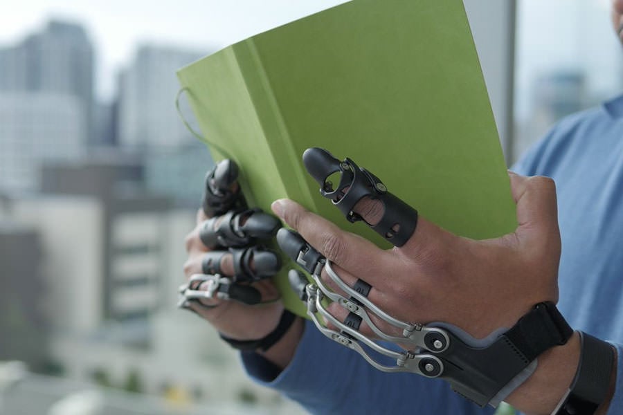 Modern, functional prosthetic solutions for finger and partial hand